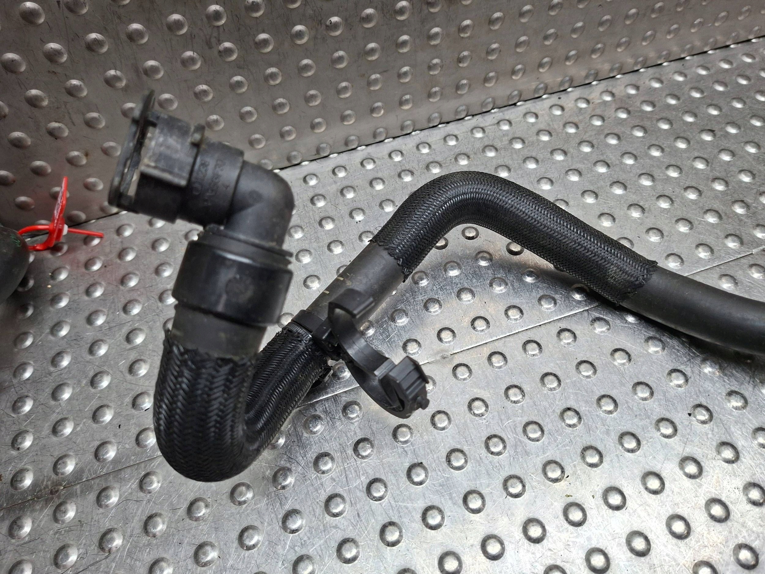 crijevo prijenos vode 215200030R RENAULT MASTER III IV 2.3 DCI 2021