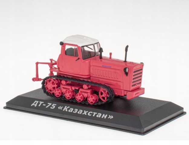 DT-75 Kasachstán 1:43 Altaya