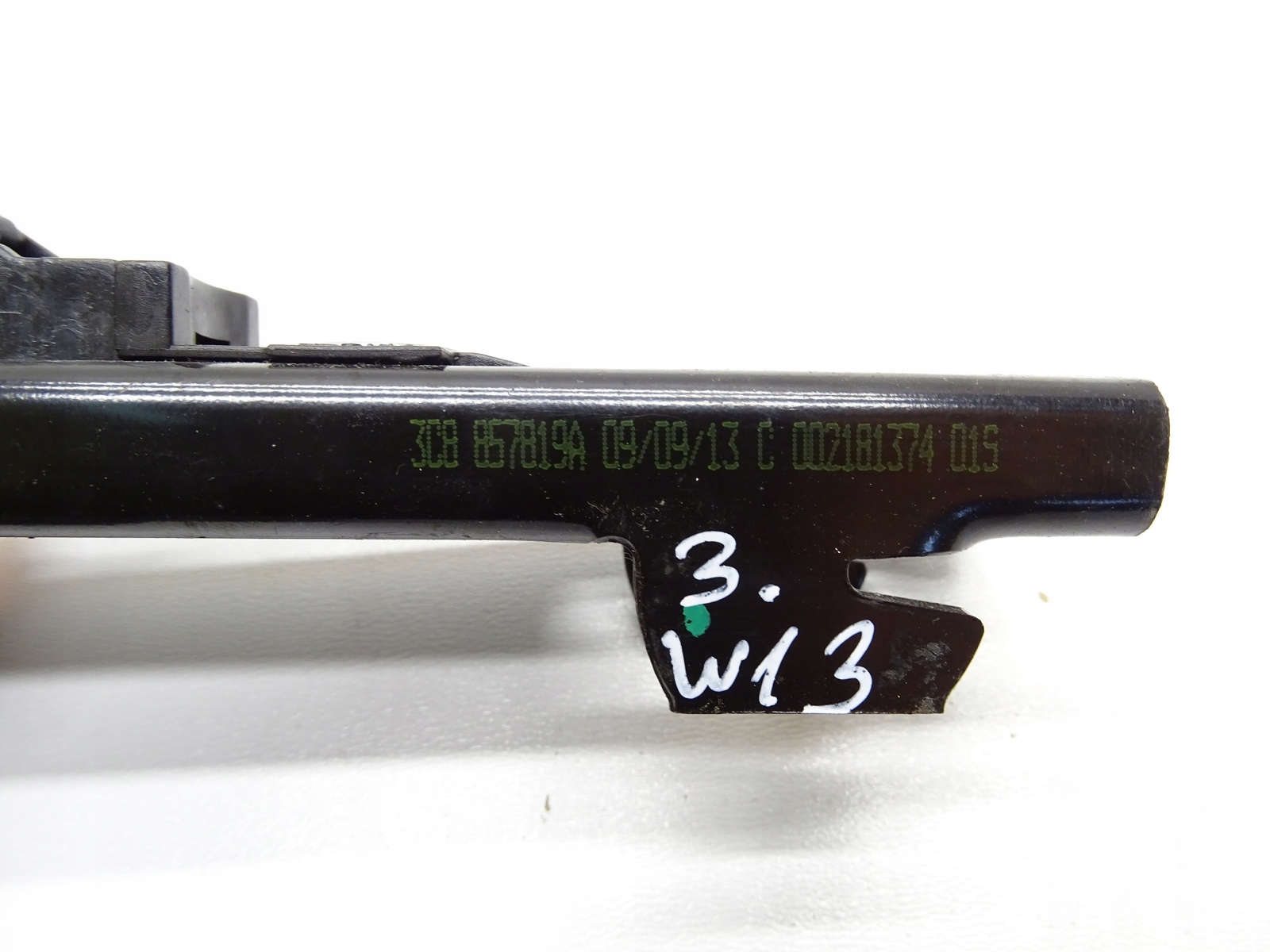 механизм Регулировка высоты ремня 3C8857819A vw Passat CC Toledo IV