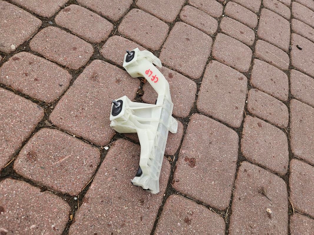 Prowadnica windows front front left Opel Corsa F E-Corsa 9823206180
