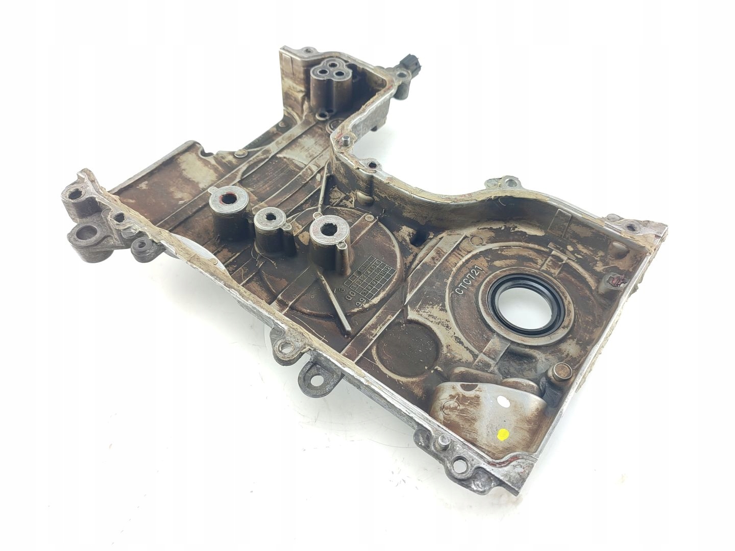 OBUDOWA ROZRZĄDU TOYOTA YARIS I 1 P1 (03-05) 1.0 VVT-I 65KM 1SZ-FE CTC721-2 Producent części Toyota OE