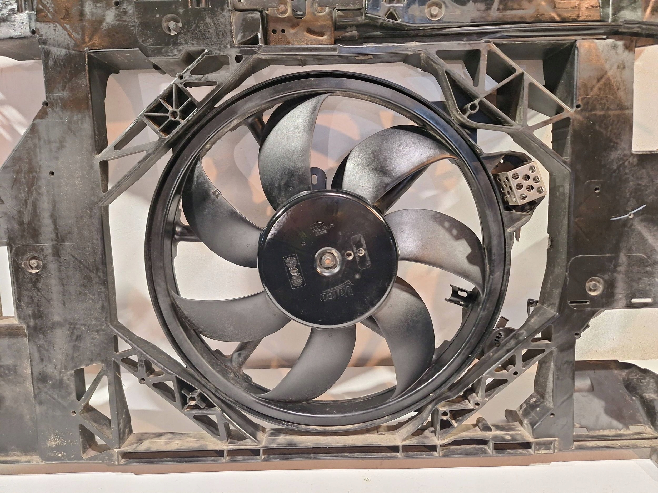 support panel for radiators fan 752107160R RENAULT FLUENCE 1.5 DCI 10