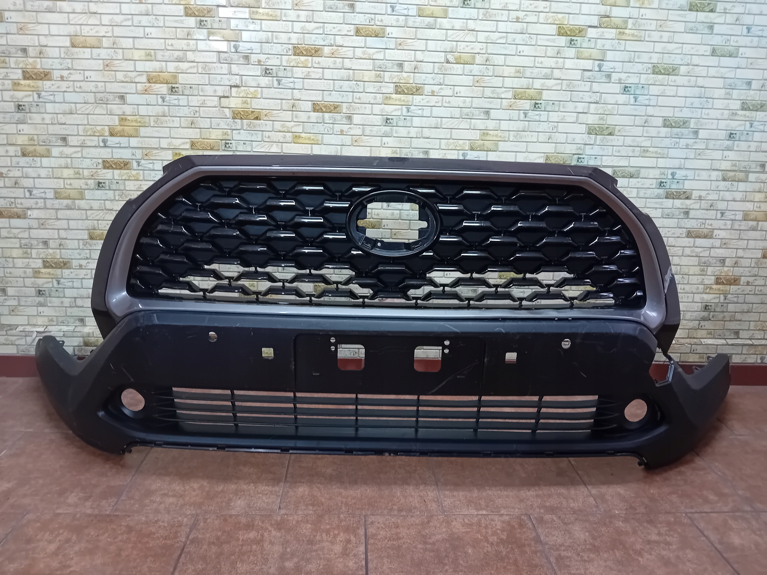 ZDERZAK PRZÓD TOYOTA COROLLA CROSS 2023 2024