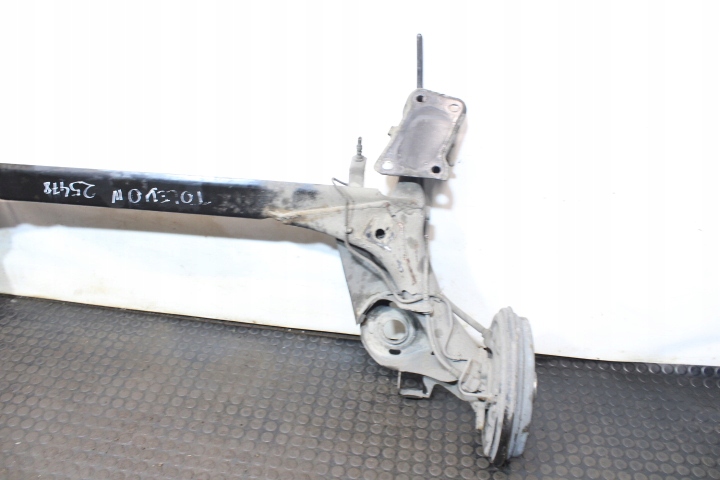 BELKA ZAWIESZENIA TYLNA SEAT TOLEDO IV 1.2 Wersja Europejska