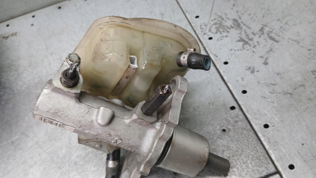 насос vw PASSAT B5 FL 00-05R 1.9tdi седан