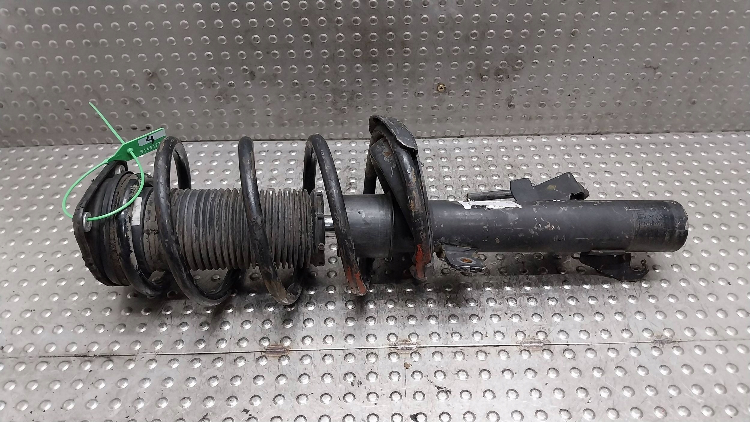 shock absorber right front 8V41-18045-CB FORD KUGA MK1 08-13