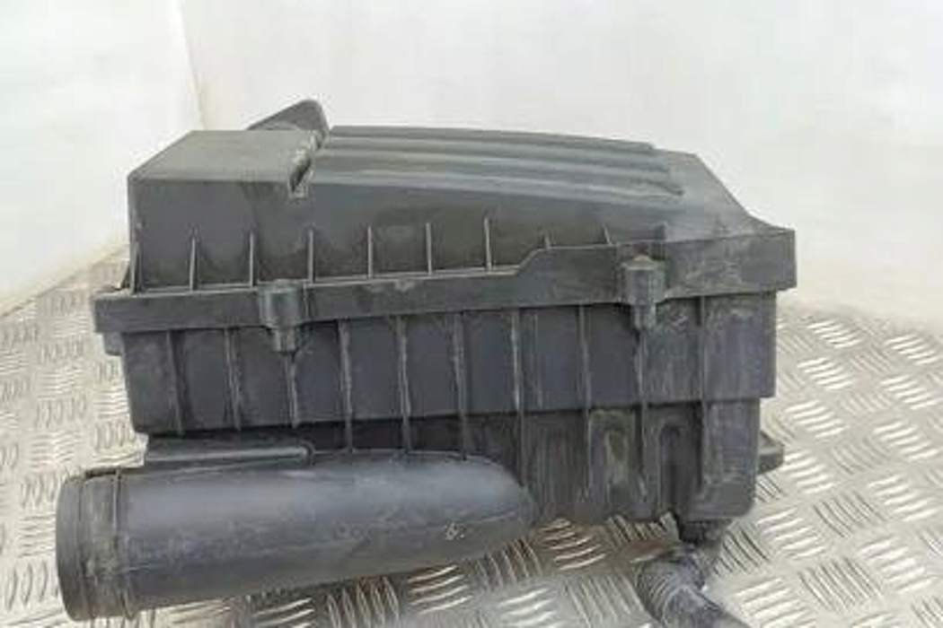 volkswagen Caddy 2008 корпус салонного фильтра Воздух