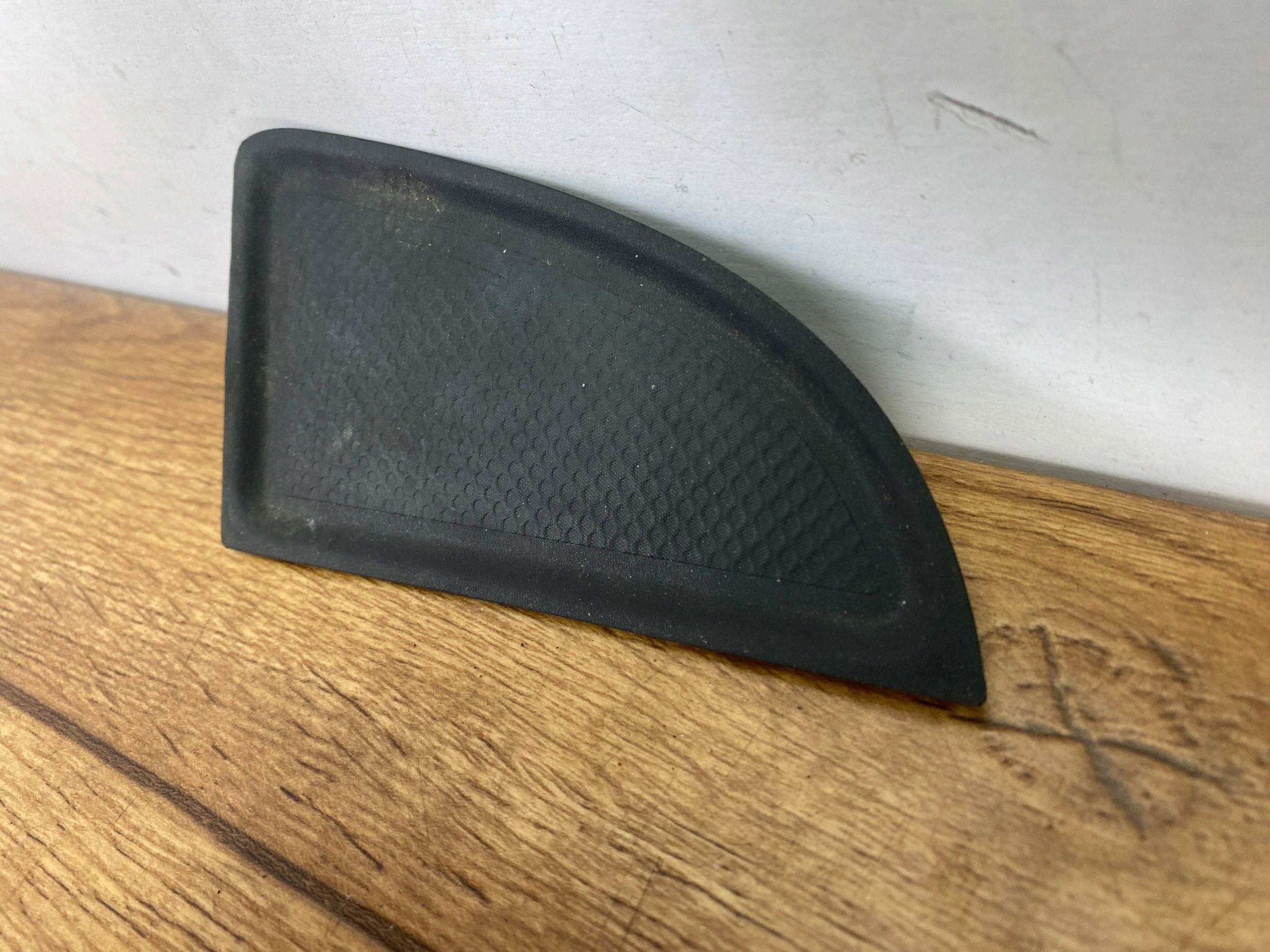 Mata rubber podlokietnika Dodge Charger 2015+
