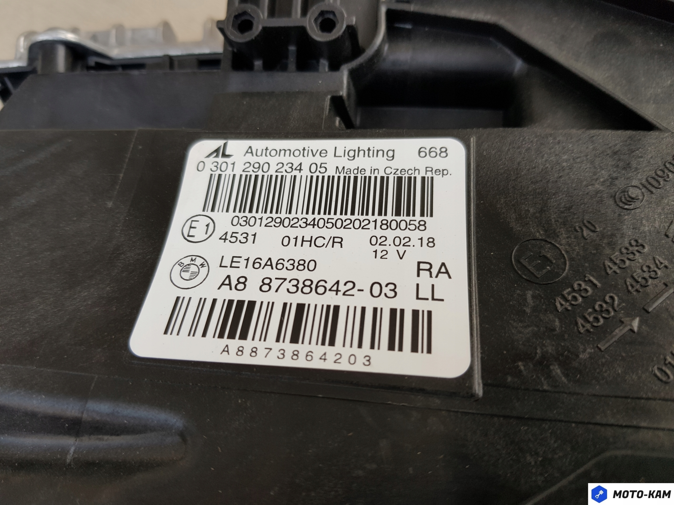 Lampa Przednia prawa 8738642-03 BMW F45 F46 LED Producent części Automotive Lighting