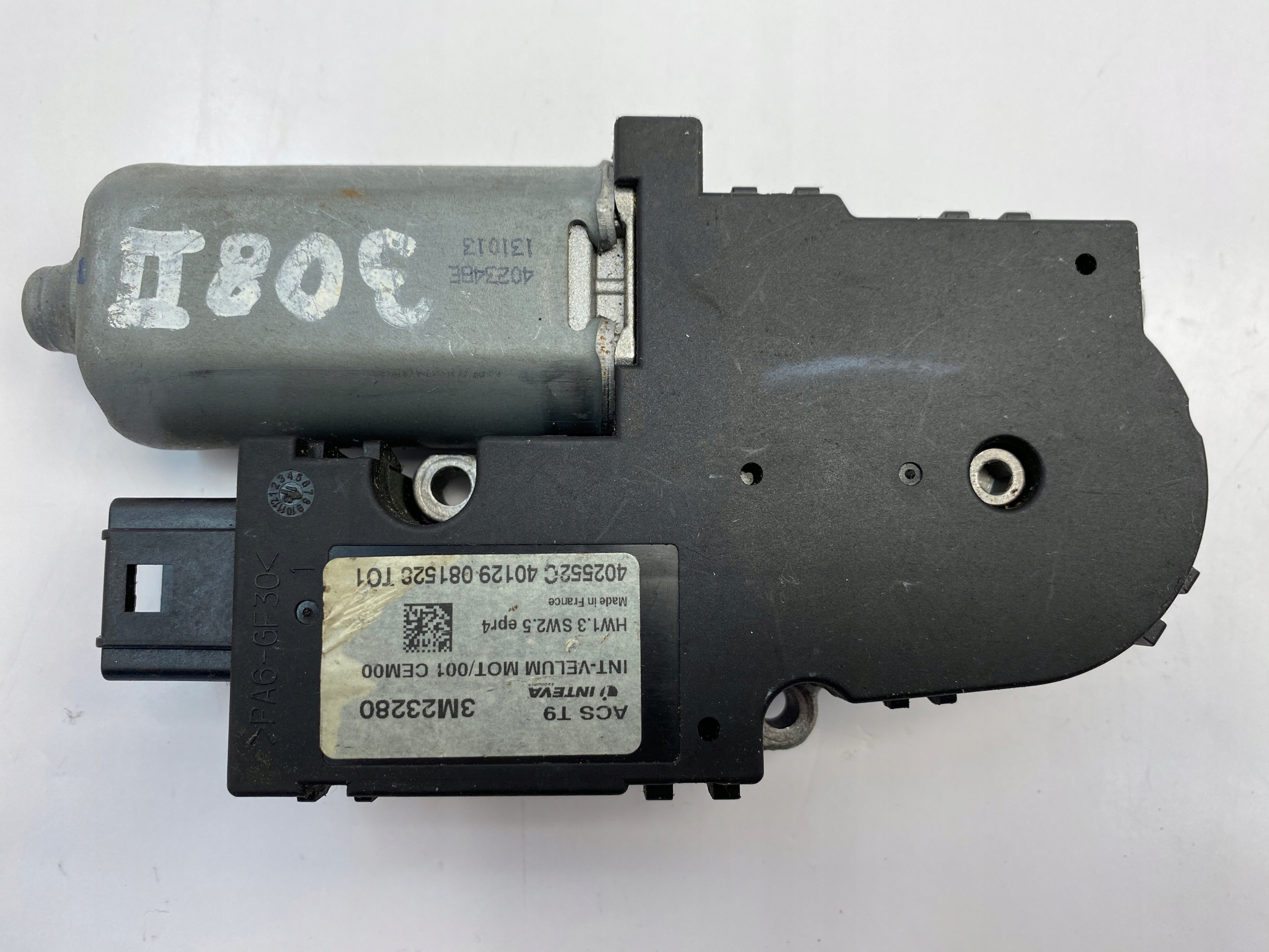 PEUGEOT 308 II ДВИГАТЕЛЬ ЛЮКА 3M23280