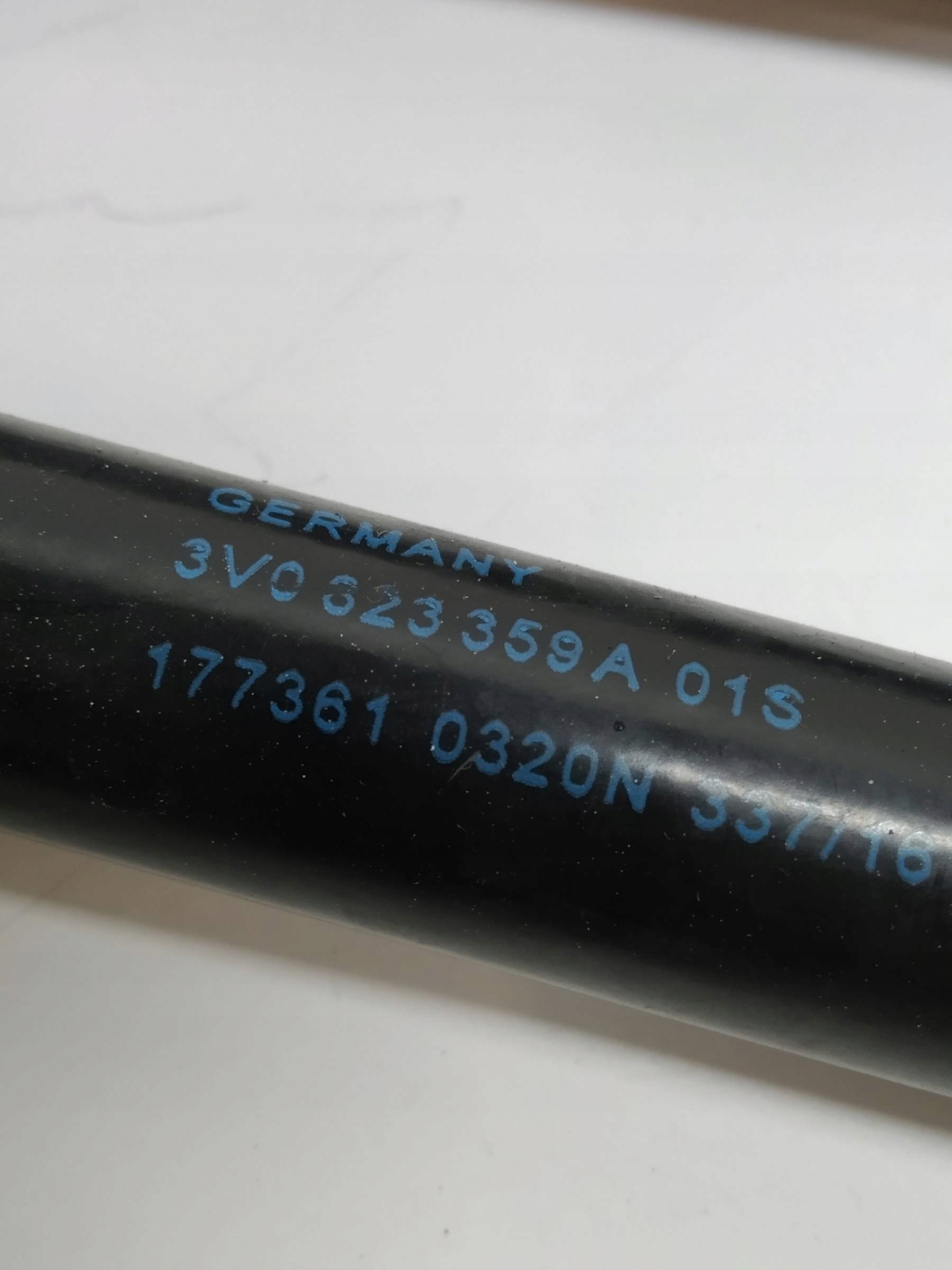 damper bonnets left right front KPL 3V0823359A Skoda Superb III (2015-2024)