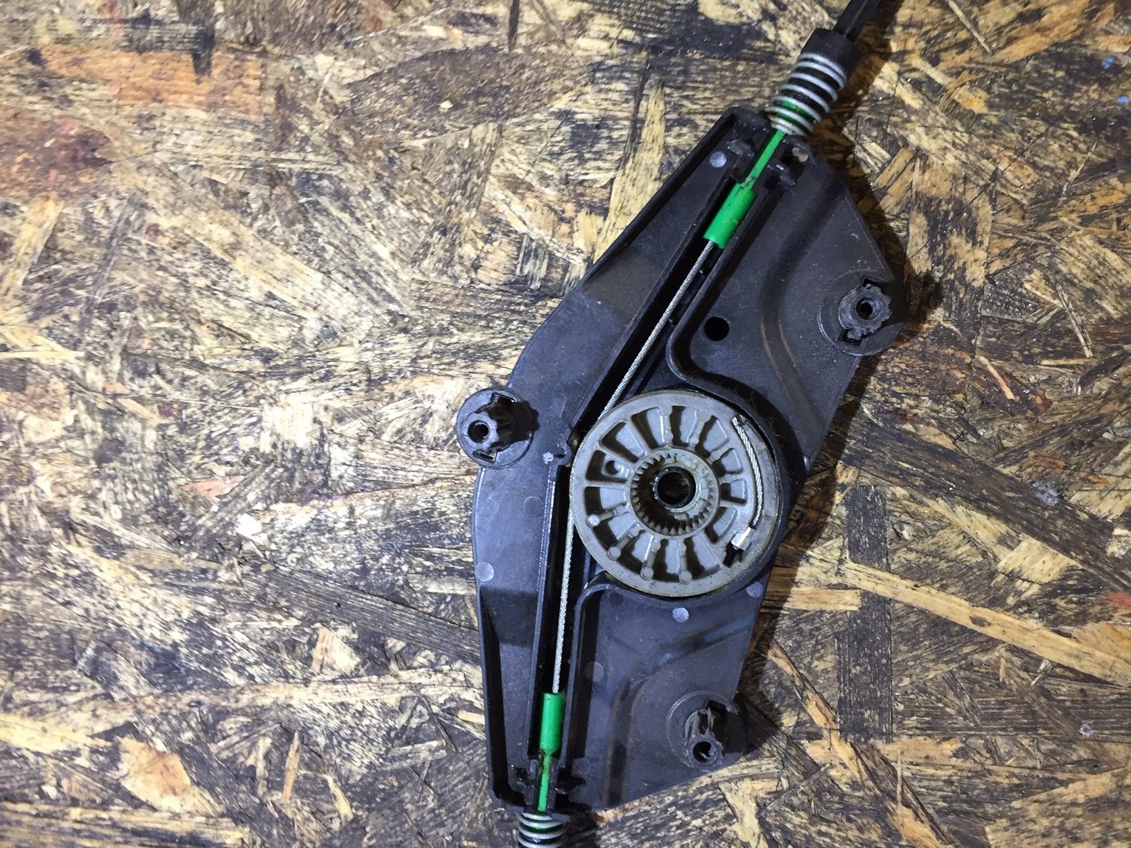 AUDI A8 D4 mechanism window regulator left rear part