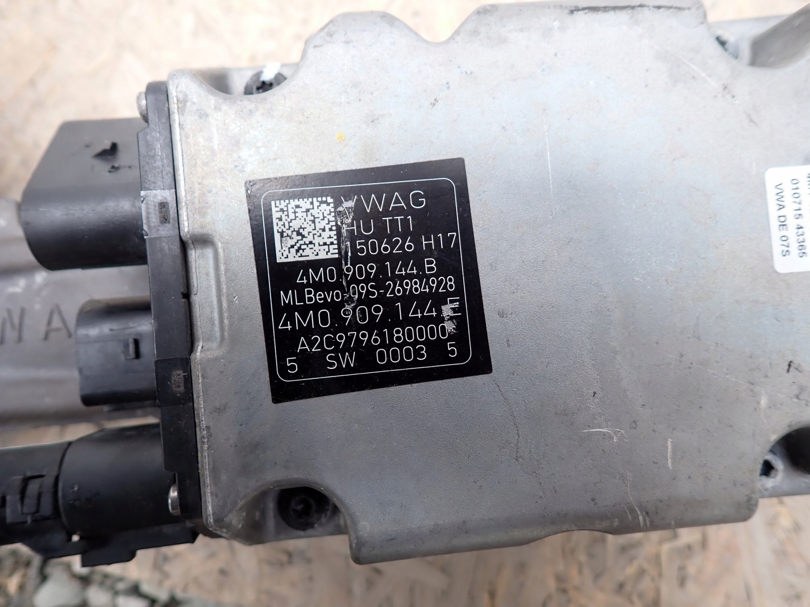 servo control AUDI Q7 4M 4MB 2015- 4M1423105F