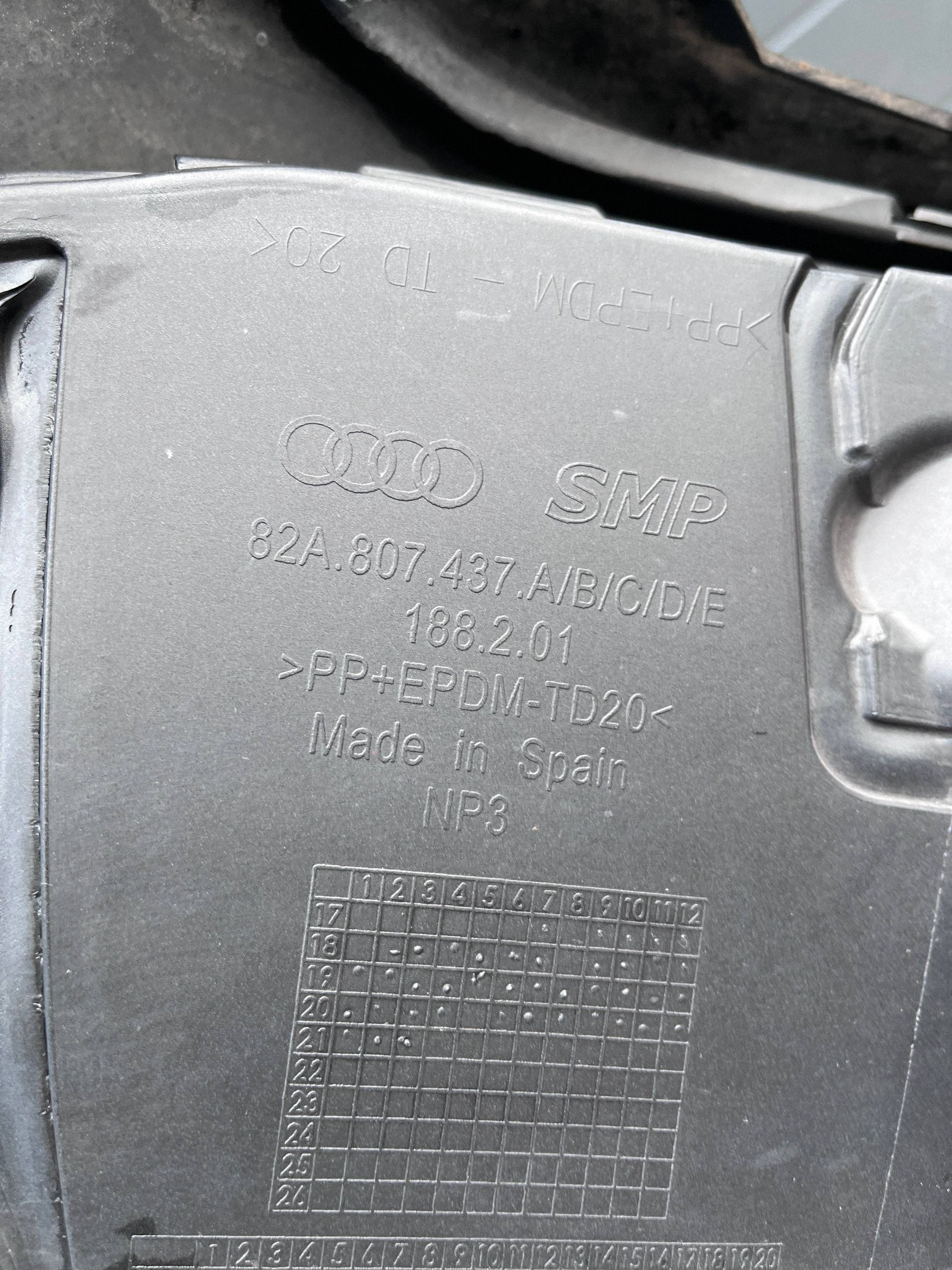 Audi A1 82A 18- nárazník předek přední