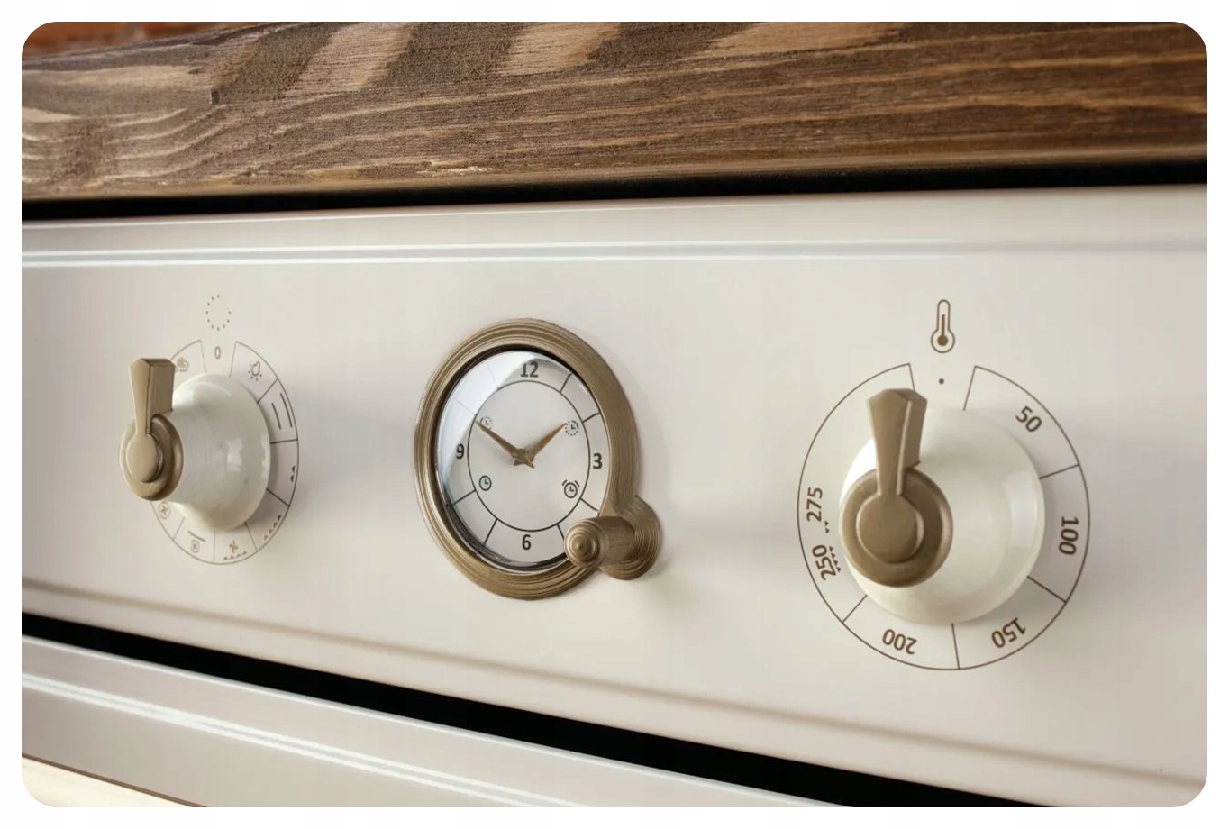 Zestaw RETRO AGD GORENJE BOS67372CLI + GI6421CLBSC + DK63MCLI Kremowy Kolor dominujący beżowy/brązowy