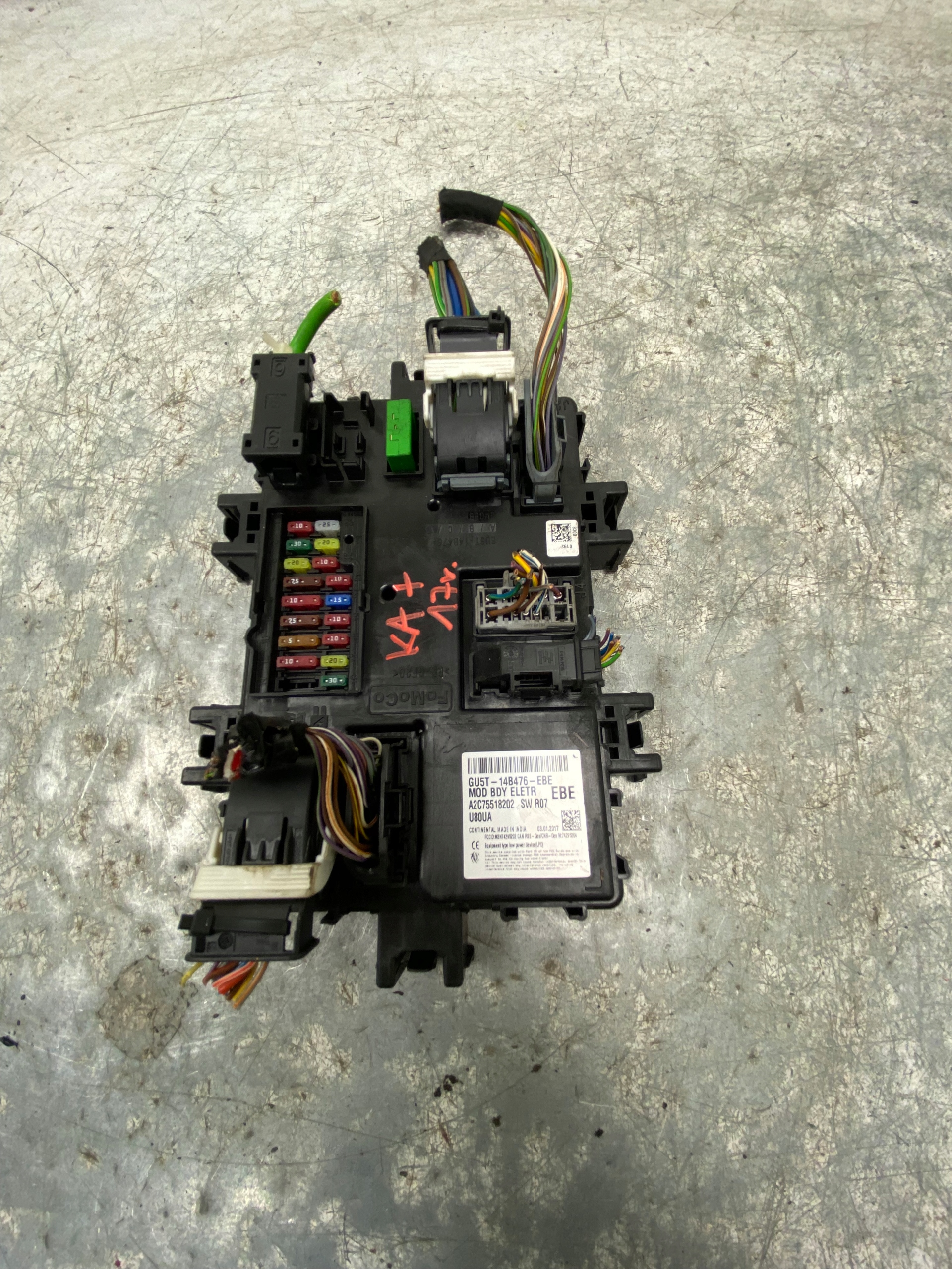 FORD KA + Positif Module Boîte BSI GU5T-14B476-EBE