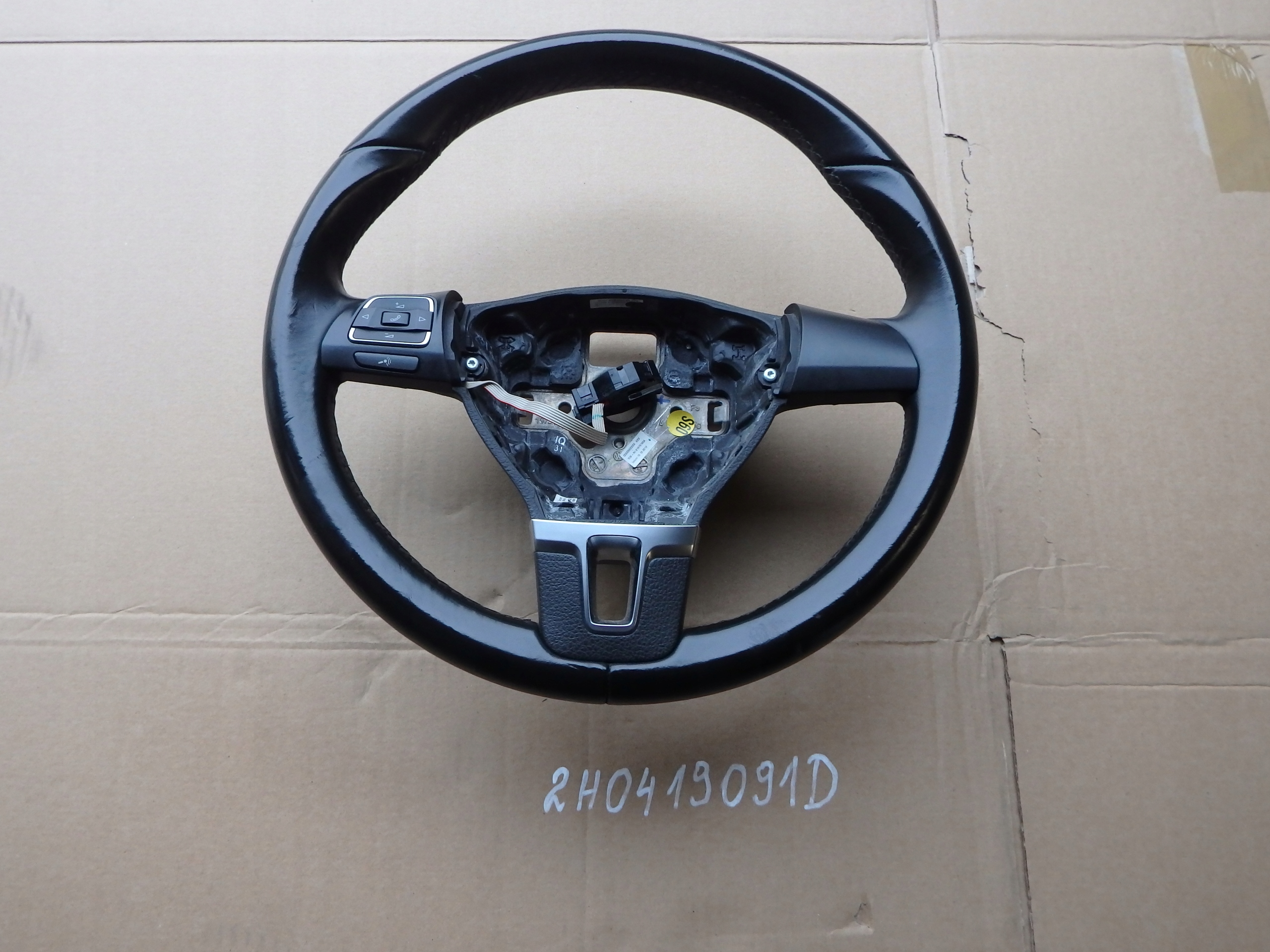 VW AMAROK РУЛЬОВЕ КОЛЕСО ШКІРА 2H0419091D