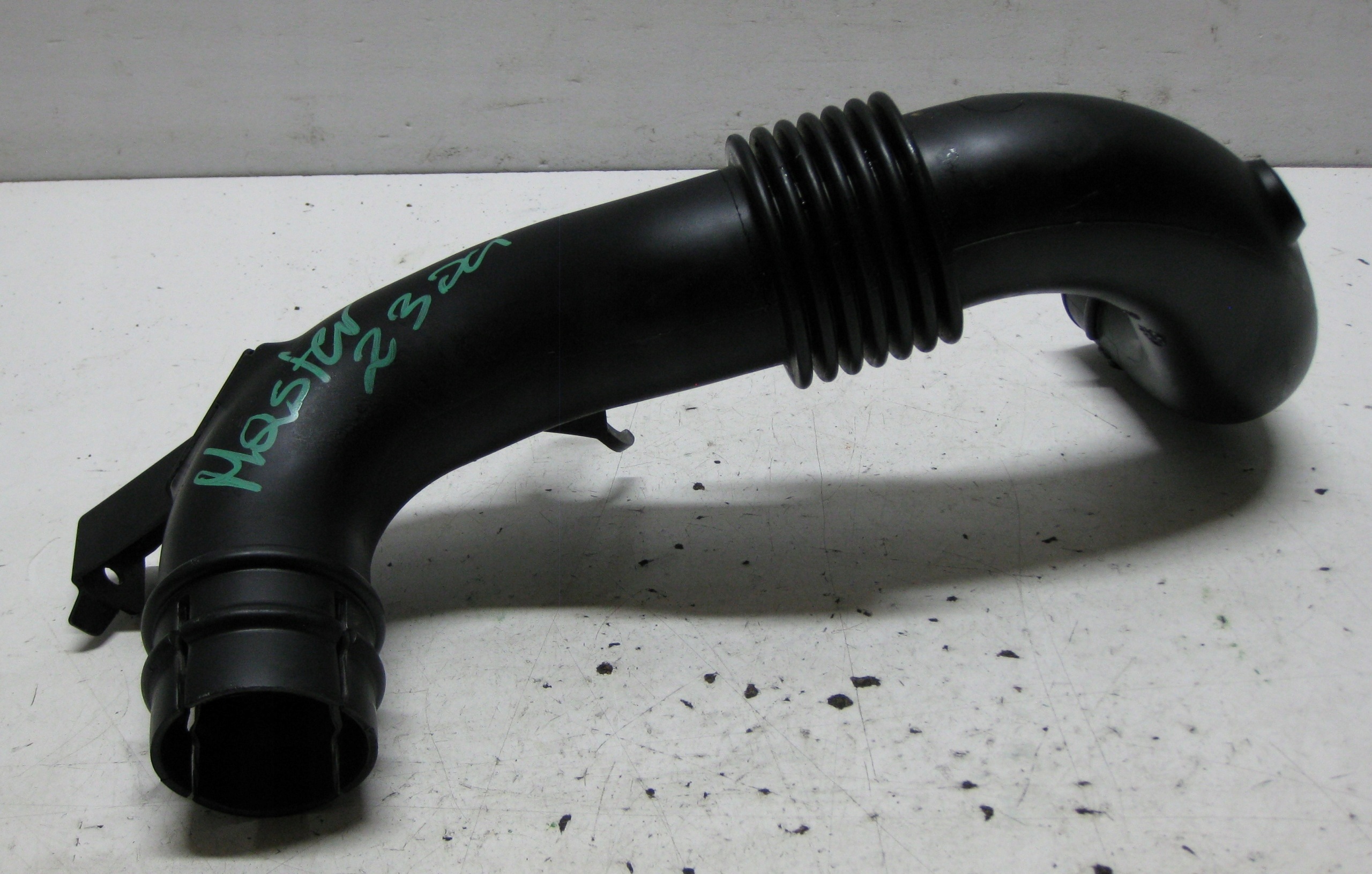 RENAULT MASTER III 2.3 DCI LIFT Schlauch luft 165550972R