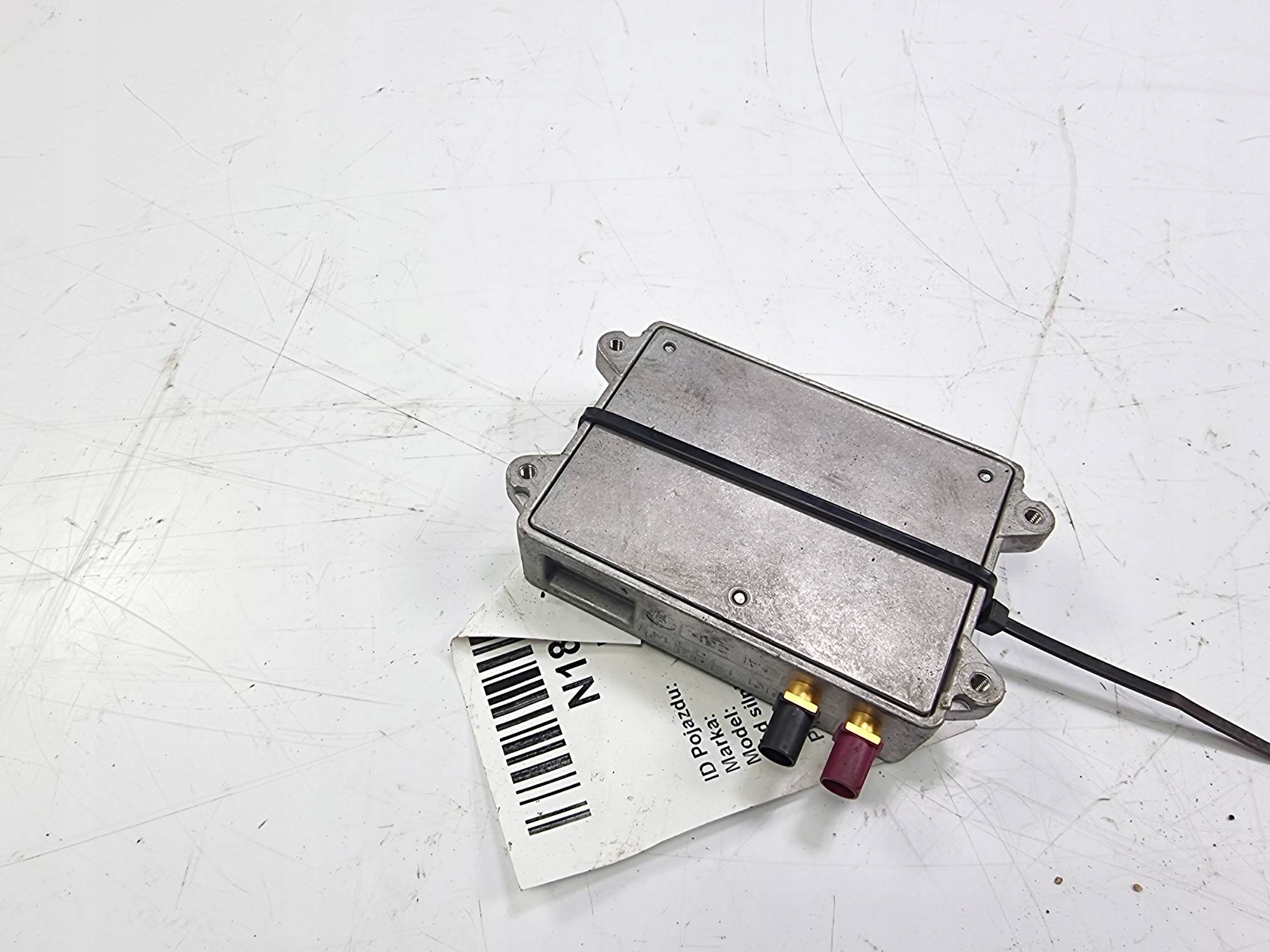 amplifier ANTENY 8J0035456 AUDI A4 B8