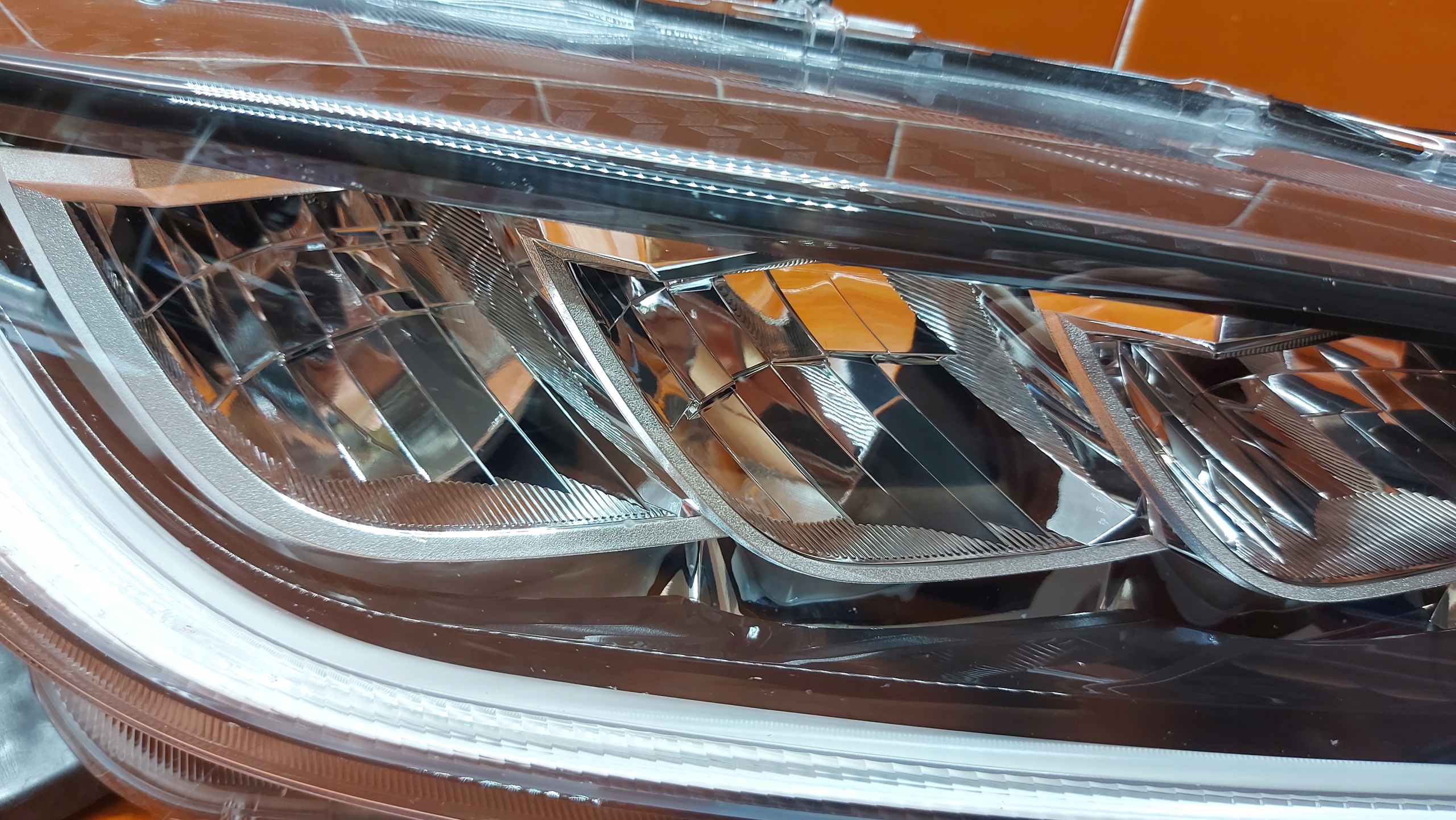 REFLEKTOR light right right front TOYOTA YARIS IV 20