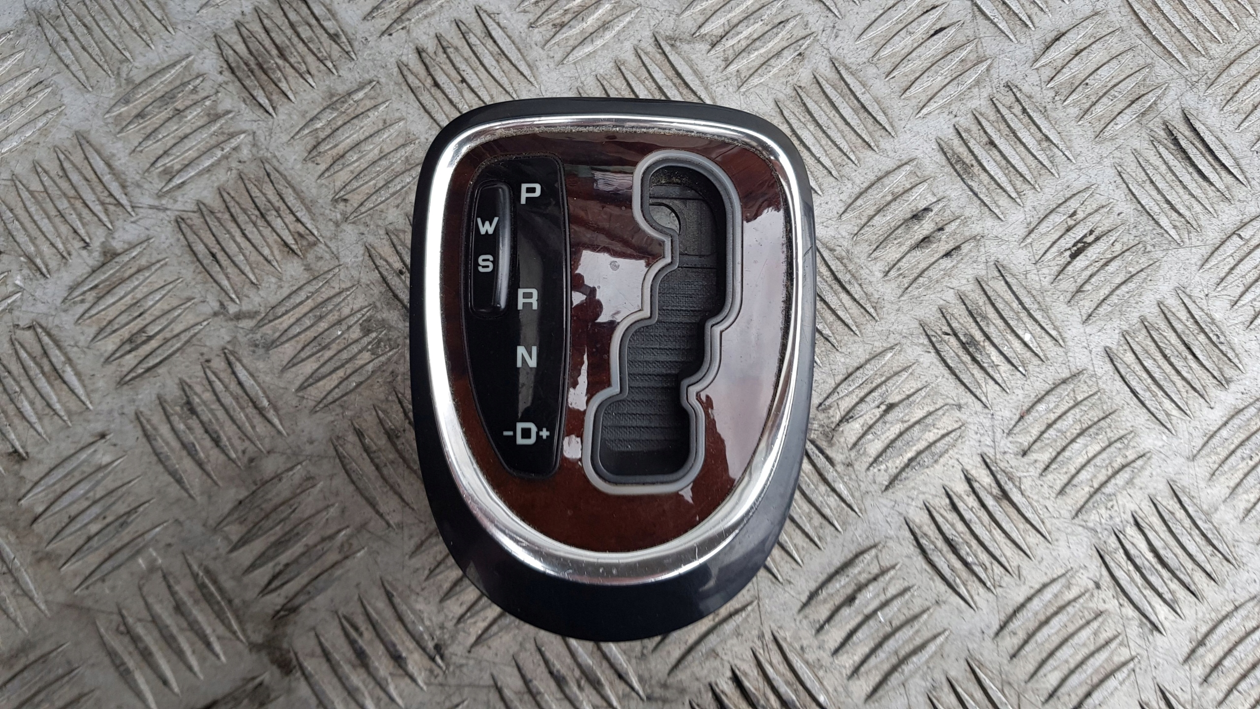 MERCEDES W220 obal kulisy převodů
