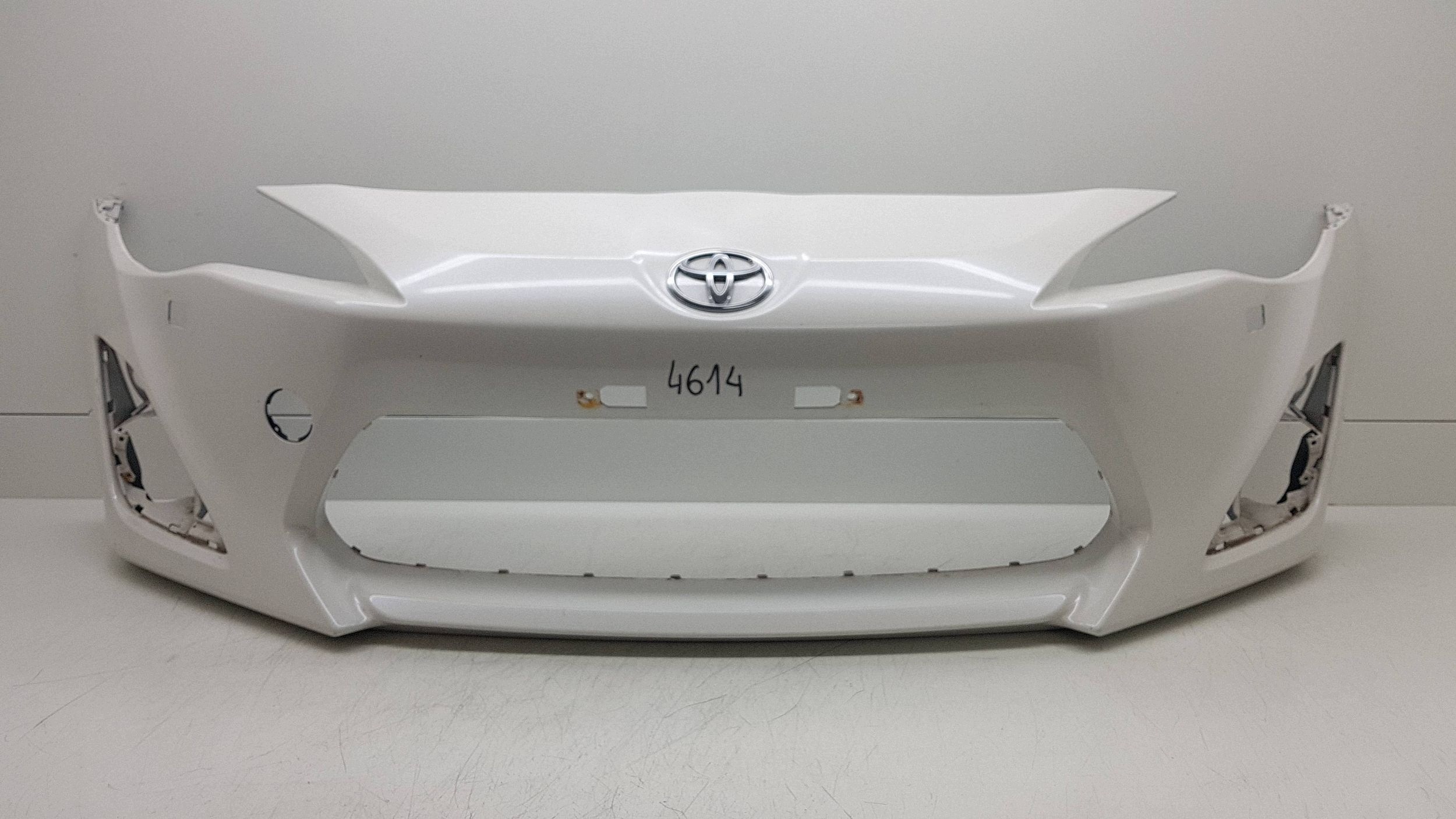 TOYOTA GT86 GT-86 2012 - bumper front 57704CA000