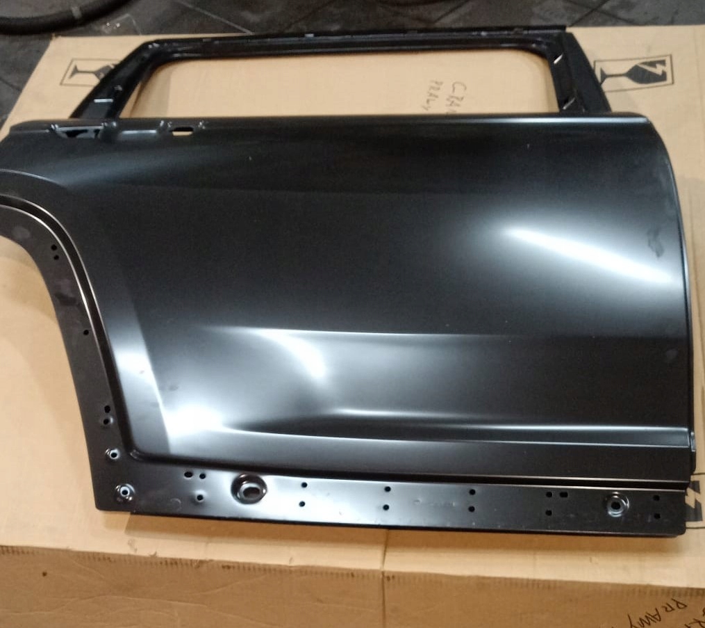 DRZWI PRAWE TYLNE PRAWY TYŁ JEEP GRAND CHEROKEE WL 68458098AH