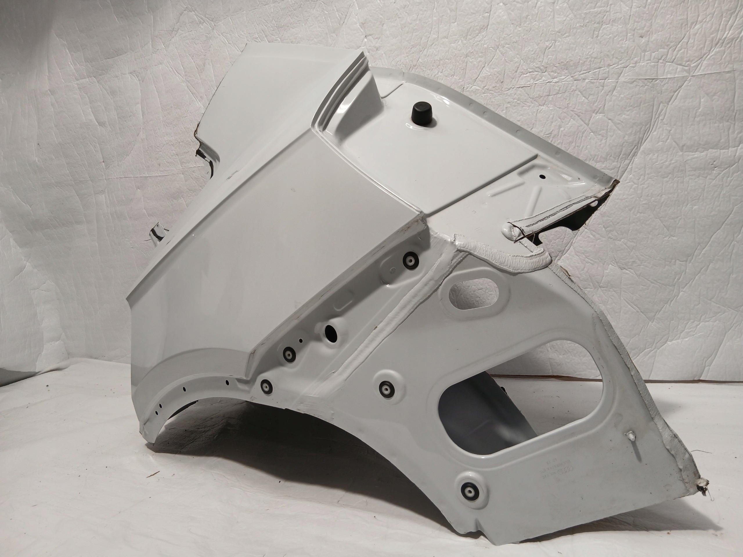 AUDI Q5 80A side quarter fender left rear part LS9R