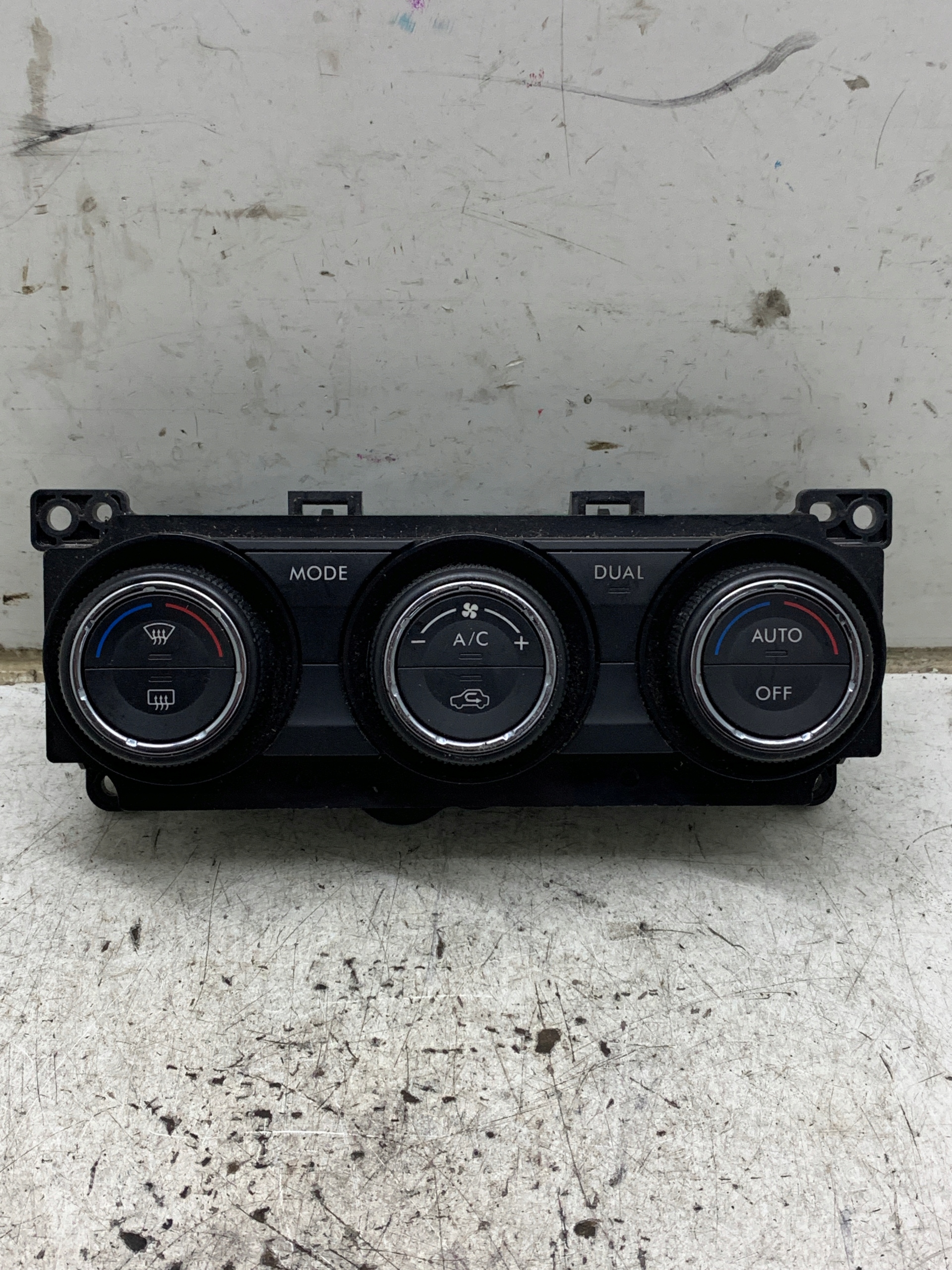 PANEL klími klimatizaci 72311FJ090 SUBARU XV