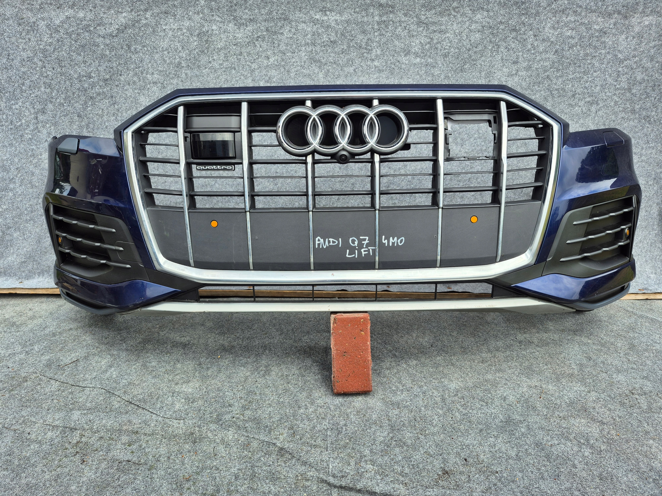 AUDI Q7 4M0 4M LIFT ZDERZAK PRZÓD ZWYKŁY PREMIUM PLUS 2021- Strona zabudowy przód