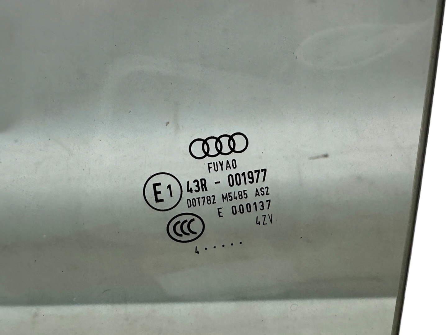 AUDI R8 left window side szklo 4S8845201