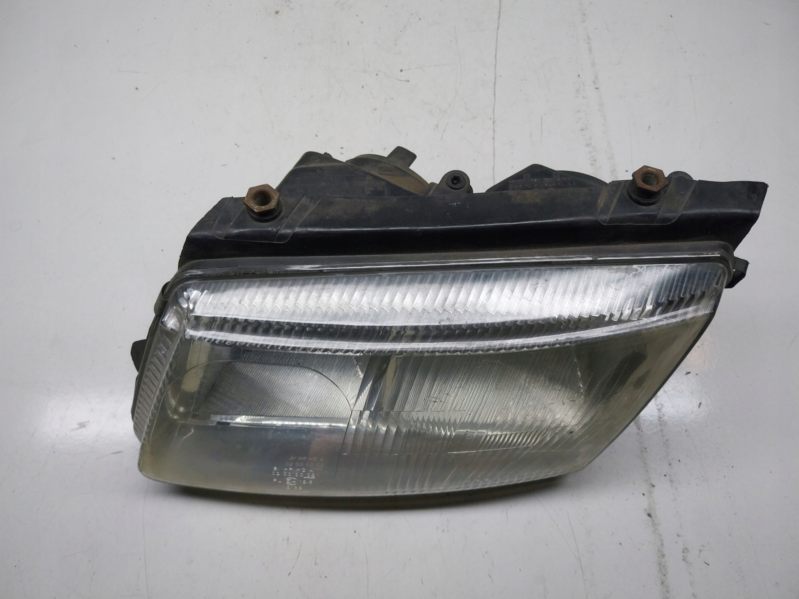 VW PASSAT B5 REFLEKTOR front front left light left front EUROPA