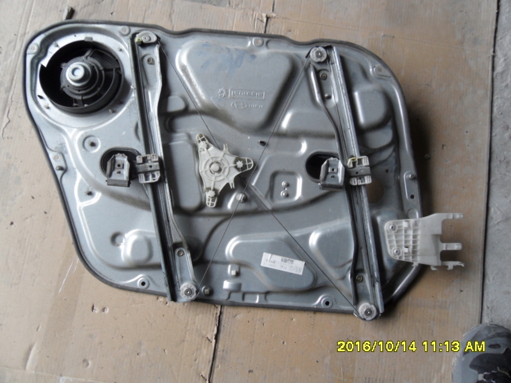 window regulator Hyundai i30 1.6 crdi front pr. 08r
