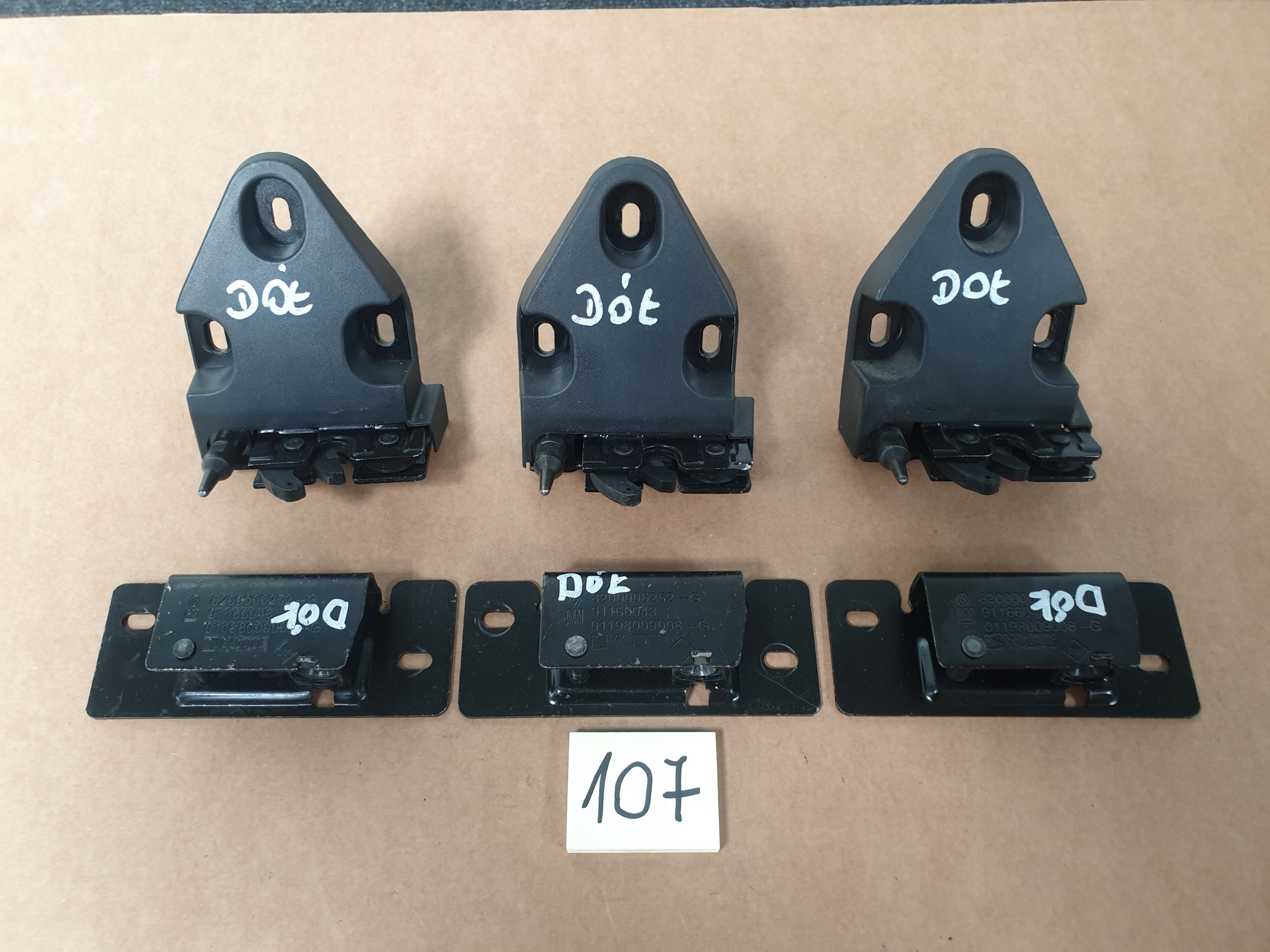 ZAMEK RYGIEL DOLNY DRZWI TYŁ TRAFIC VIVARO PRMASTAR TALENTO