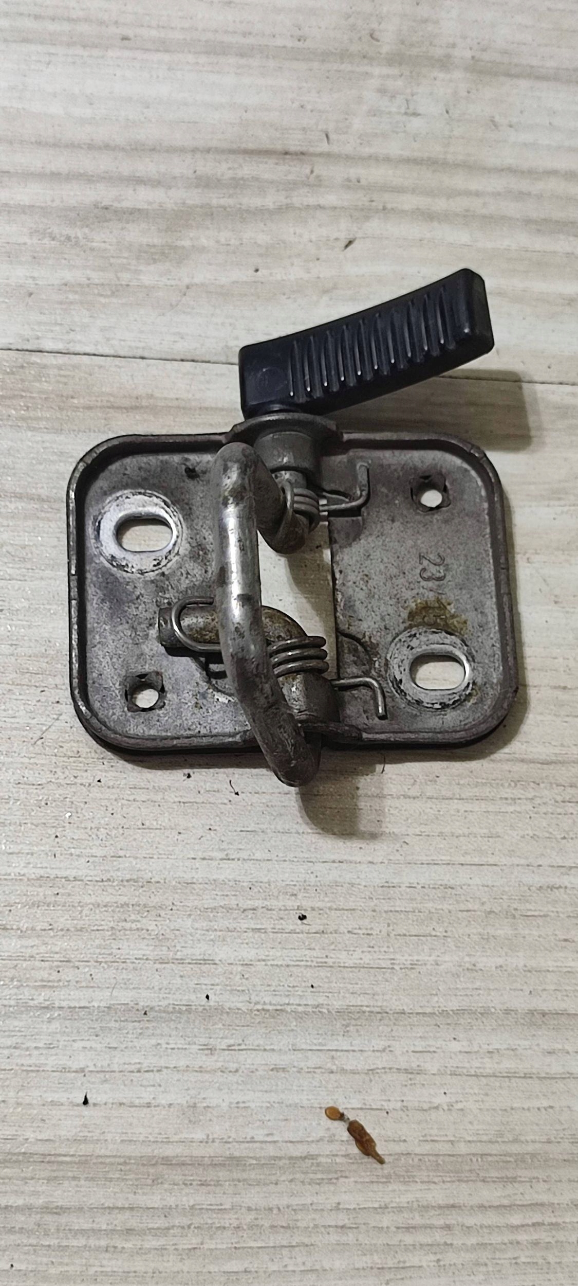 bonnet latch lock Volkswagen Caddy 1K8823186