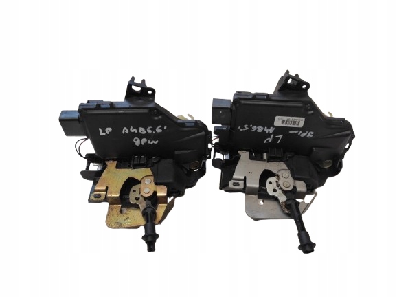 AUDI A4 B6 00- ZAMEK LEWY PRZÓD 9PIN