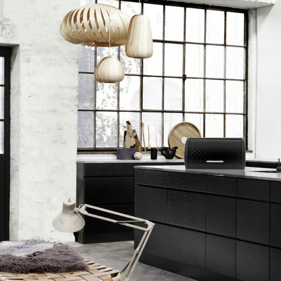 DUŻY CHLEBAK METALOWY POJEMNIK NA ŻYWNOŚĆ CZARNY Materiał metal