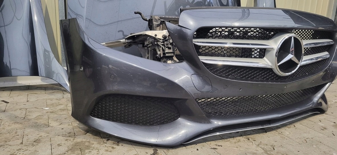 MERCEDES W205 MASKA ZDERZAK BŁOTNIK PAS FULL LED Typ samochodu Samochody osobowe