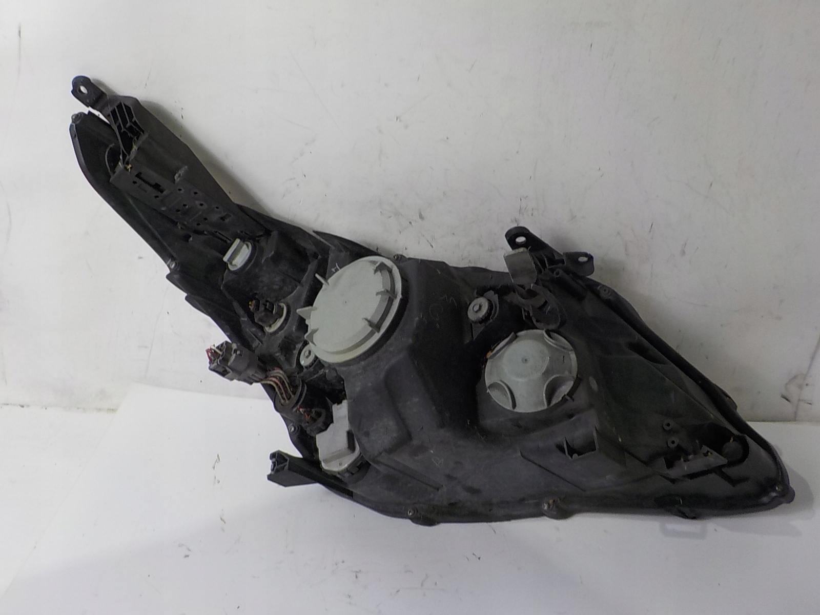 TOYOTA AVENSIS III T27 LIFT light left front front UK