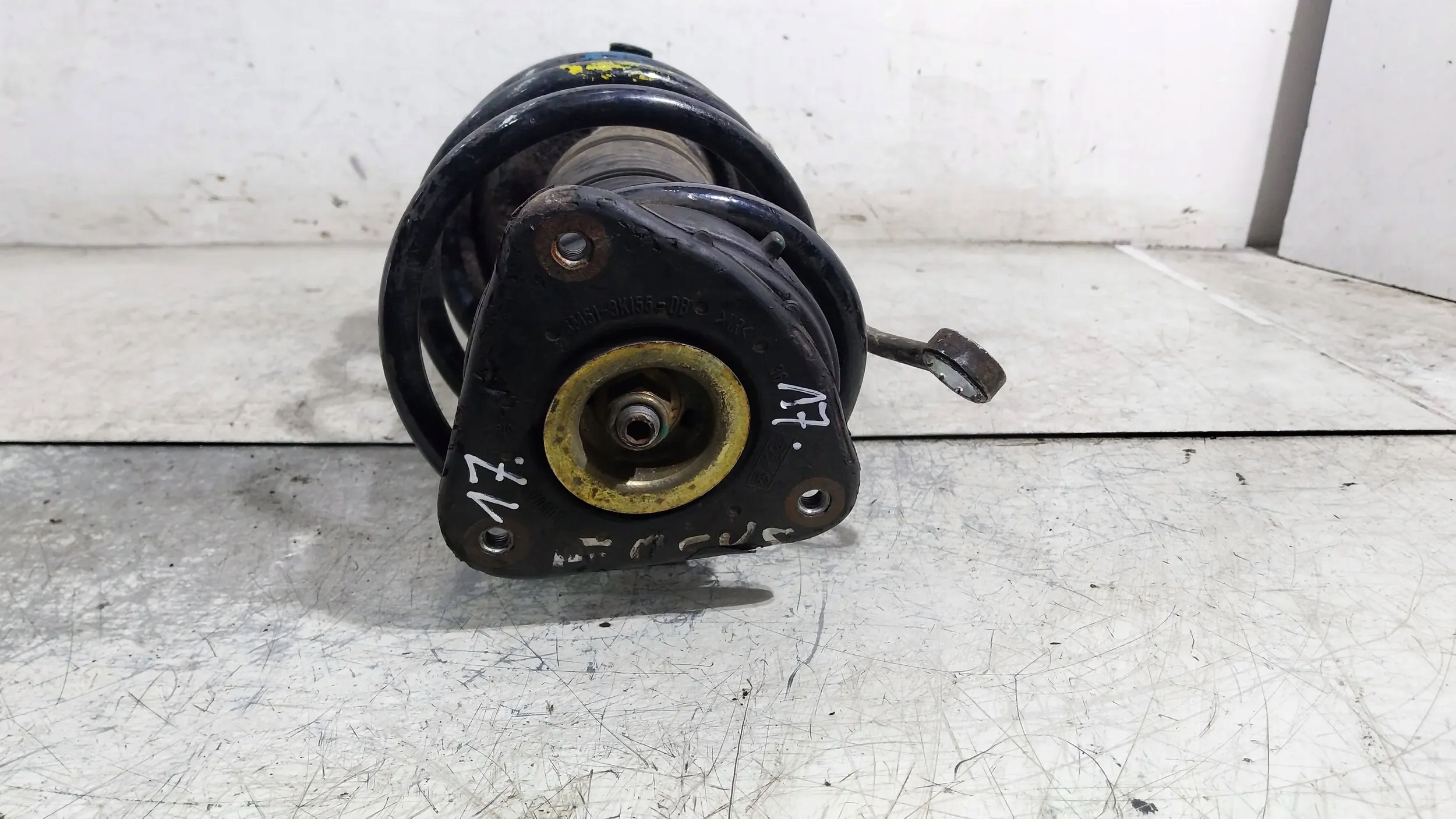 shock absorber front left 4M51-18K001-PAB Ford Focus MK2