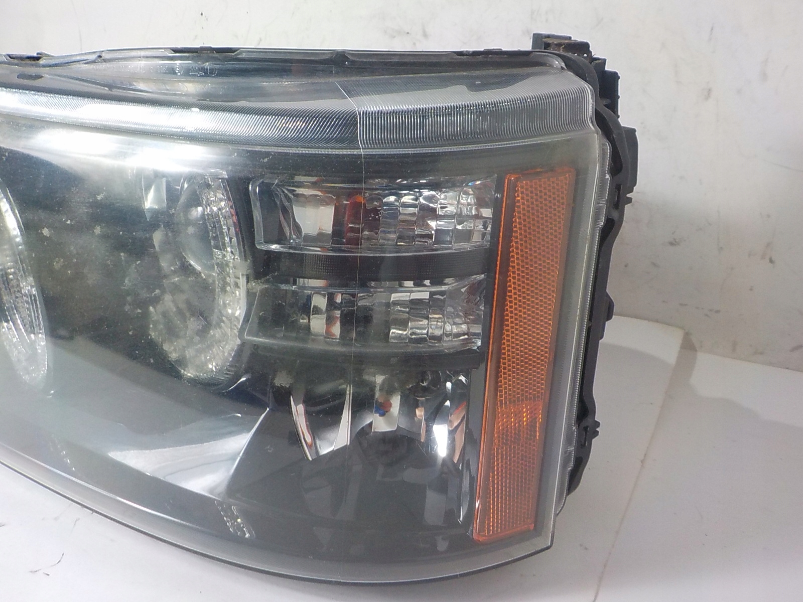 RANGE ROVER SPORT L320 XENON LIFT light left front front UK