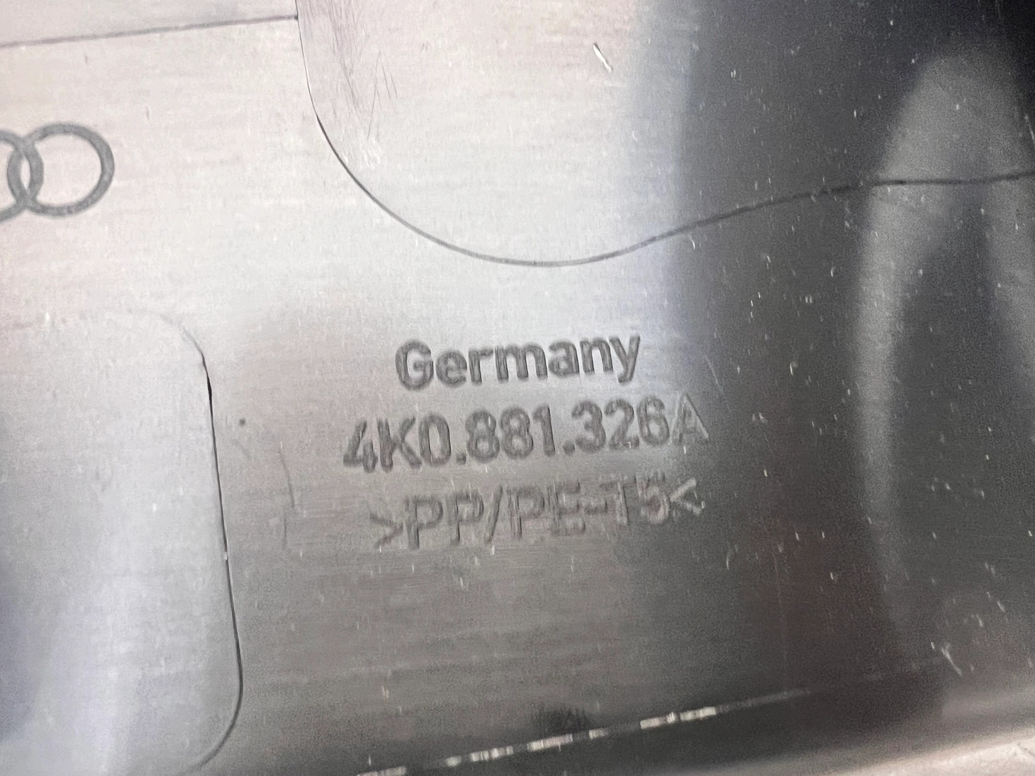 cover spoiler seat right AUDI A6 C8 4K0881326A