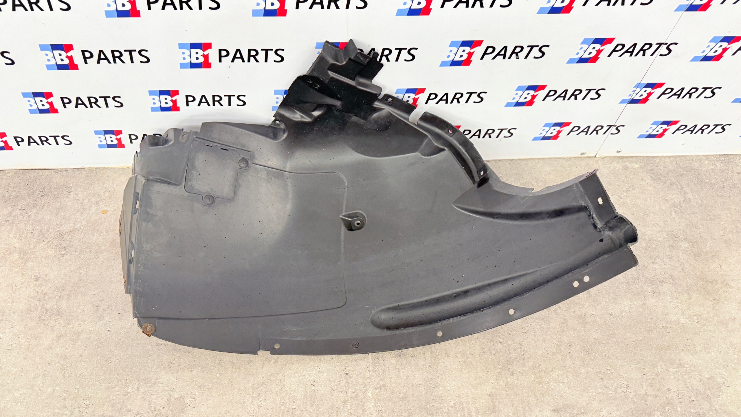 BMW E70 X5 mudguard right front front LCI LIFT 7234832 7234834