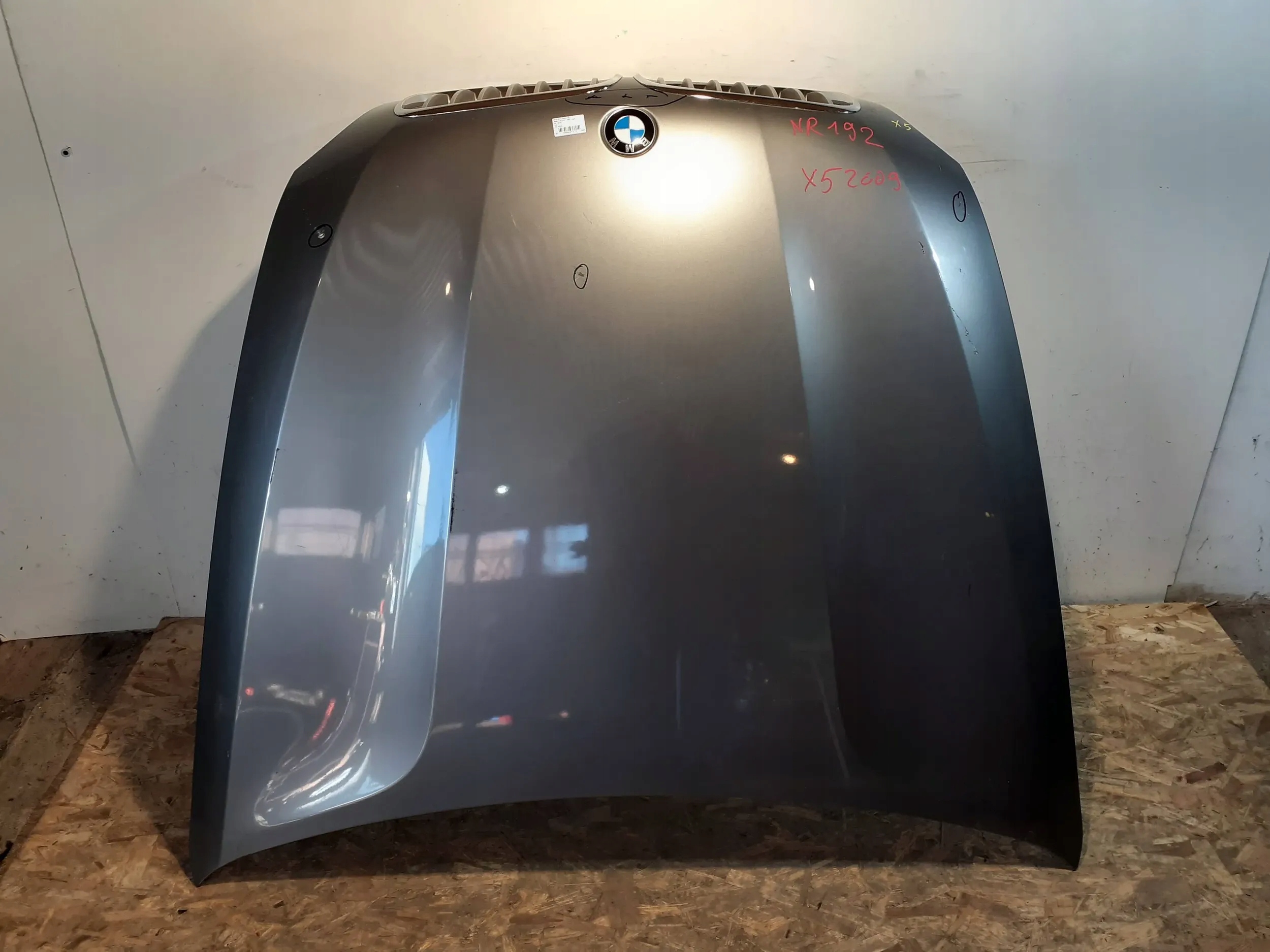 Капот перед BMW X5 E70 06-