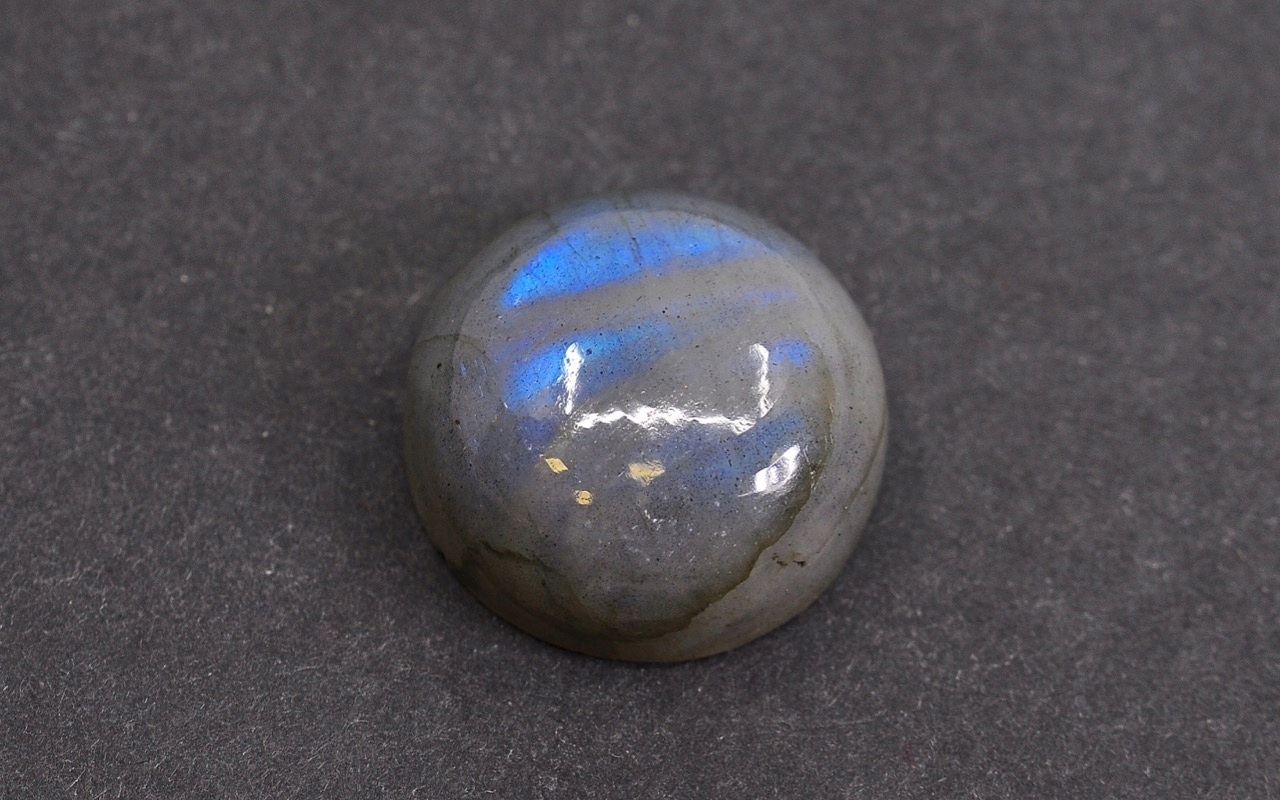 Labradorit kulatý kabošon fi 20 mm