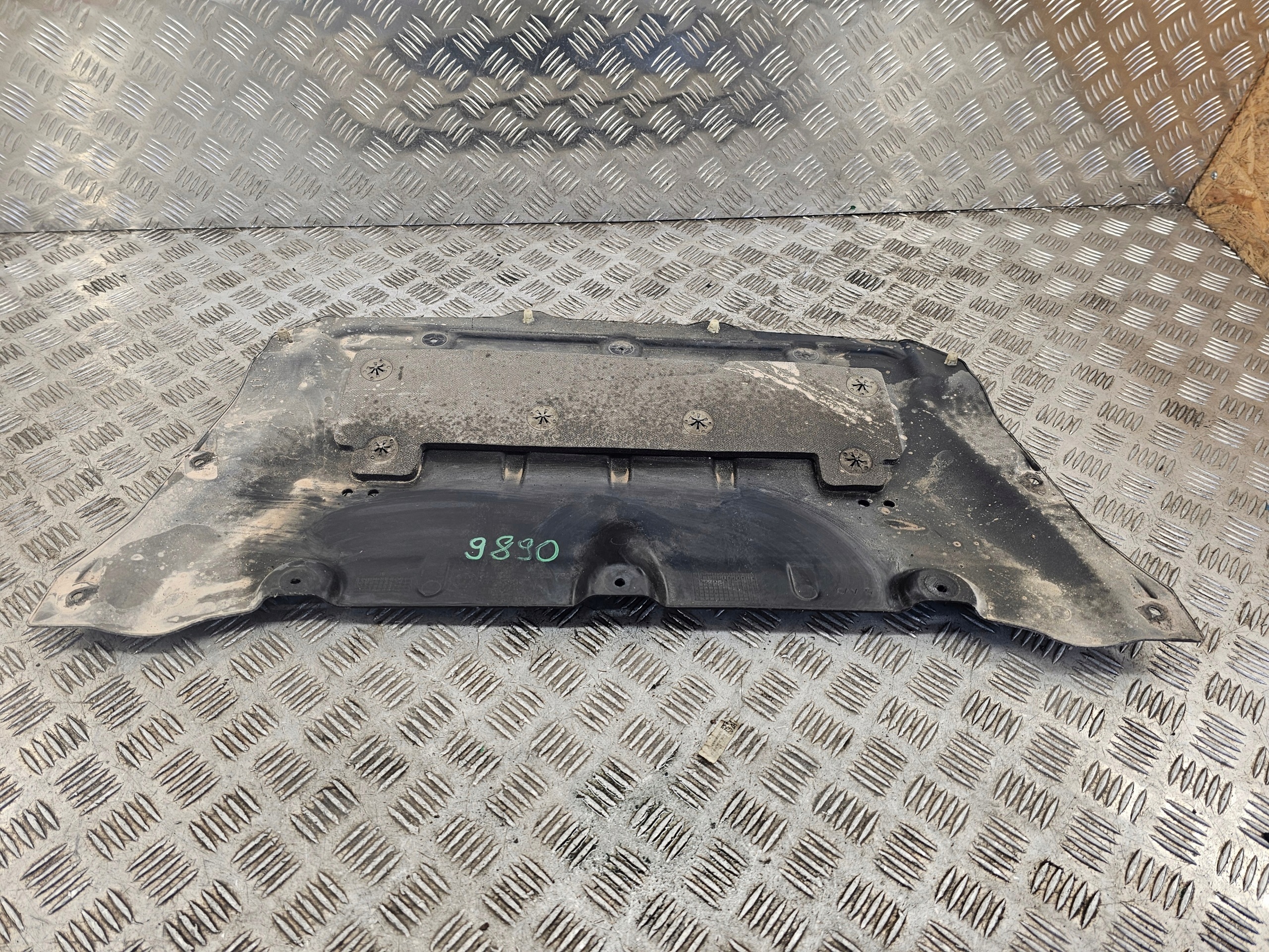 BMW 5 G30 G31 5175736373 cover lower below bumper front
