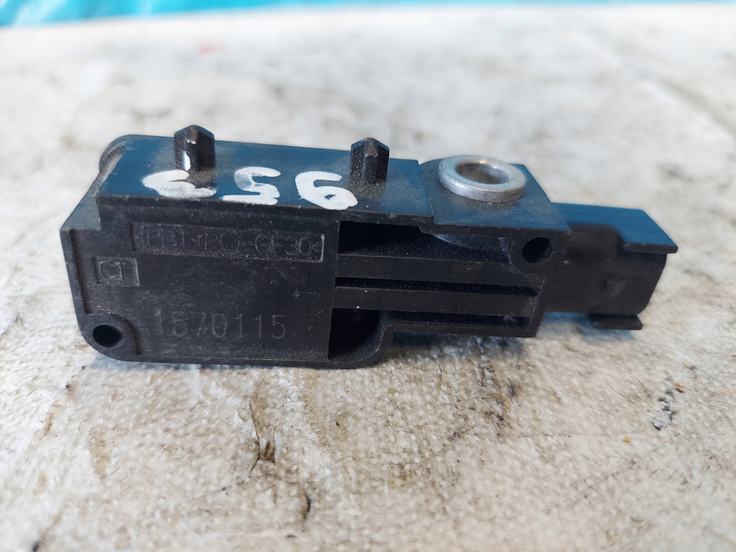 MONDEO MK 3 1S7T14B342AC crashsensor drucksensor BOCZNEGO