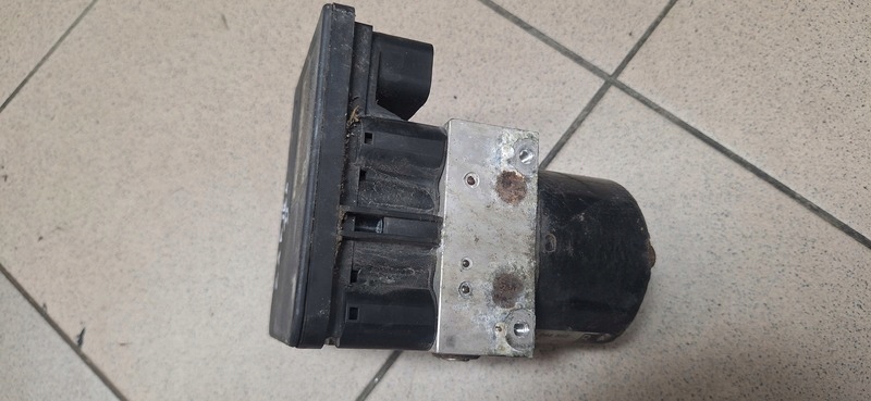 Pompa ABS OPEL ZAFIRA B 10096005903
