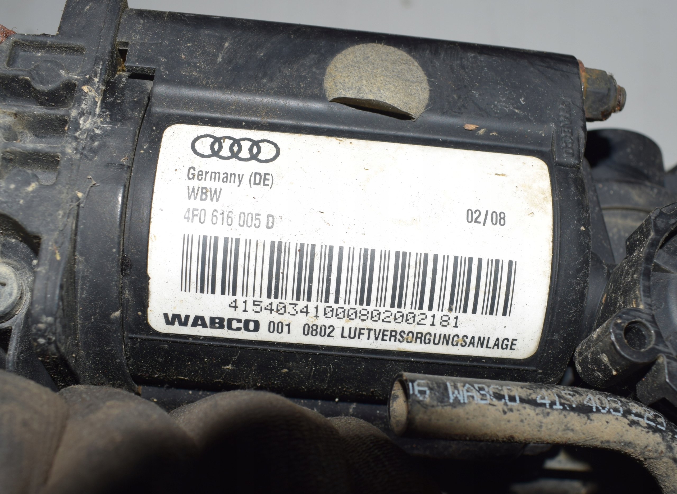 AUDI A6 C6 compressor; springing compressor air 4F0616005D