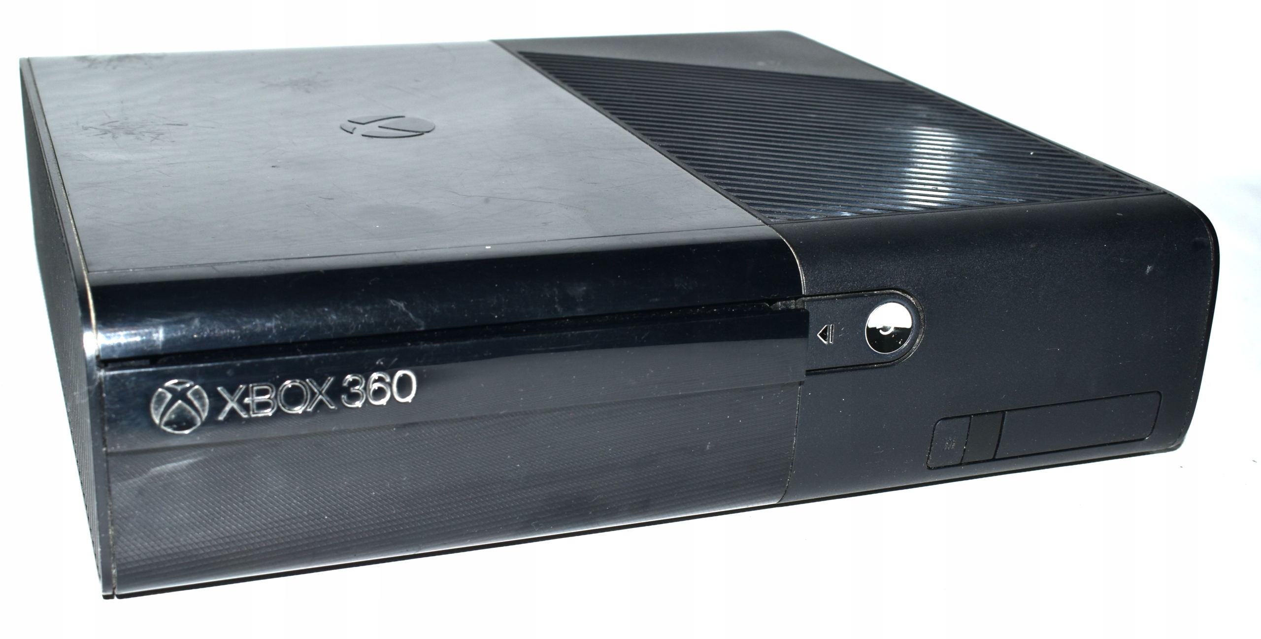 Консоль Microsoft Xbox 360 e черный